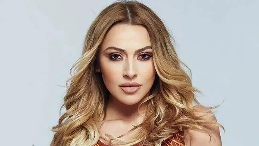 Hadise'den sahnede tokat gibi yanıt: 'Ben böyleyim, değişmem!'