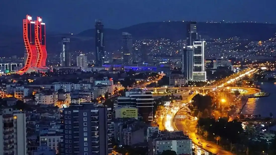 İzmir İş Dünyası: Seçim atmosferinden çıkıp ekonomi odaklı çalışmaya girilmeli