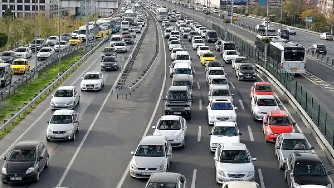 16 Gün içinde T.C. kimlik numaranız ile bunu yapmanız gerekiyor: Araba sahibi milyonlarca kişiye hatırlatma yapıldı!