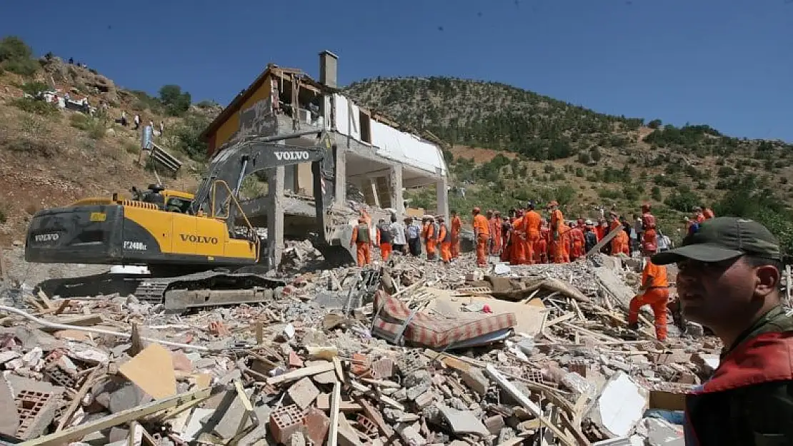 18 kişiye mezar olan yurt faciasında yeni karar