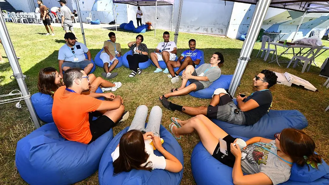 19 Mayıs coşkusu İzmir'i sardı: Gençler İçin festival tadında program!
