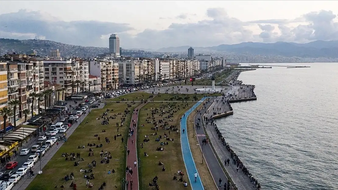 2 Günlük uyarı yapıldı: İzmirlilere Valilik duyurdu, Ege Denizi'nde...