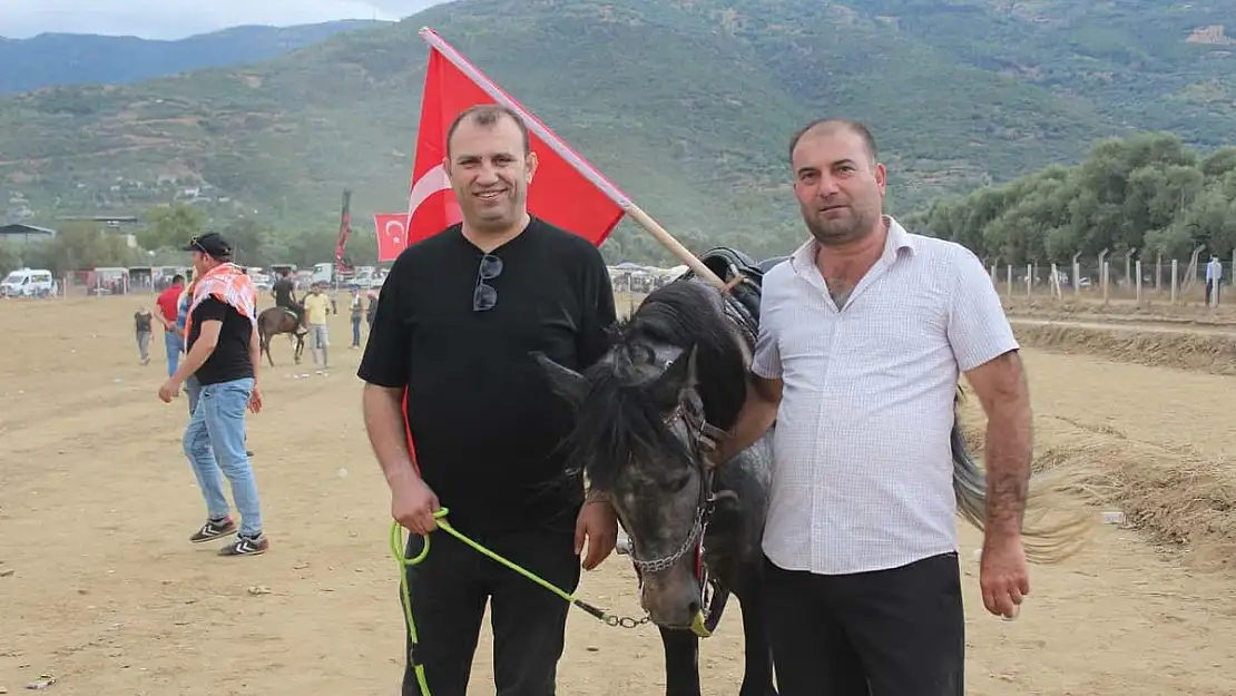 3. Geleneksel Tire Rahvan At Yarışları’nda ödüller sahiplerini buldu