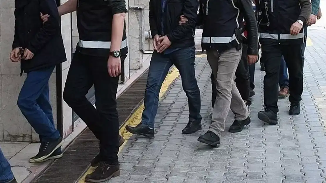36 ilde FETÖ operasyonu: Çok sayıda muvazzaf asker yakalandı