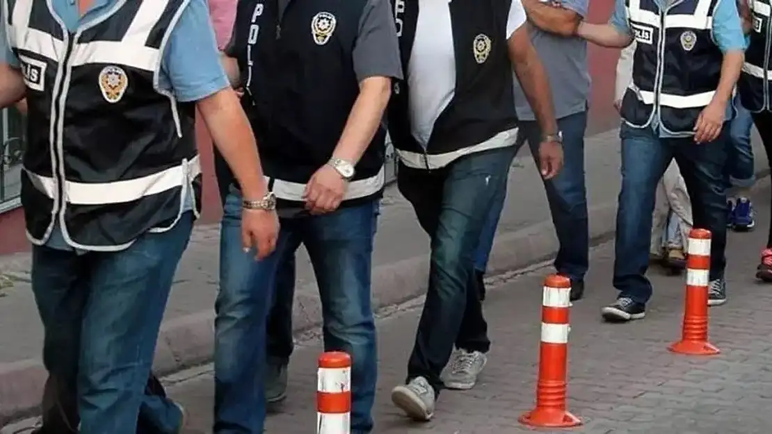 7 adrese eş zamanlı DEAŞ operasyon: Gözaltılar var