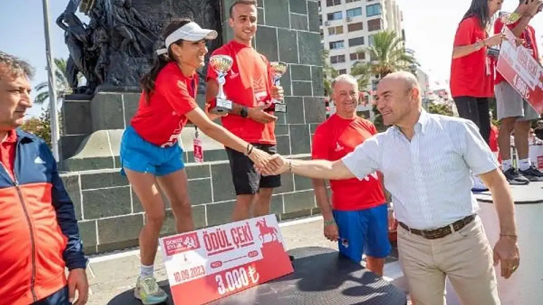 9 Eylül İzmir Yarı Maratonu'nda kurtuluş coşkusu