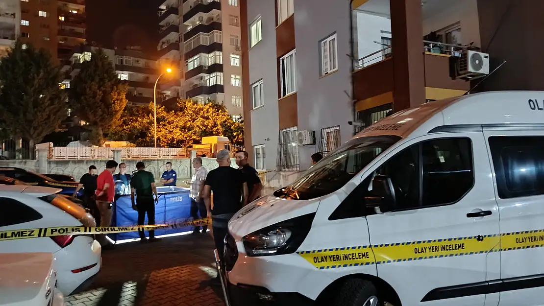 Adana'da dehşet: Sevgilisini öldürüp 12. kattan atladı