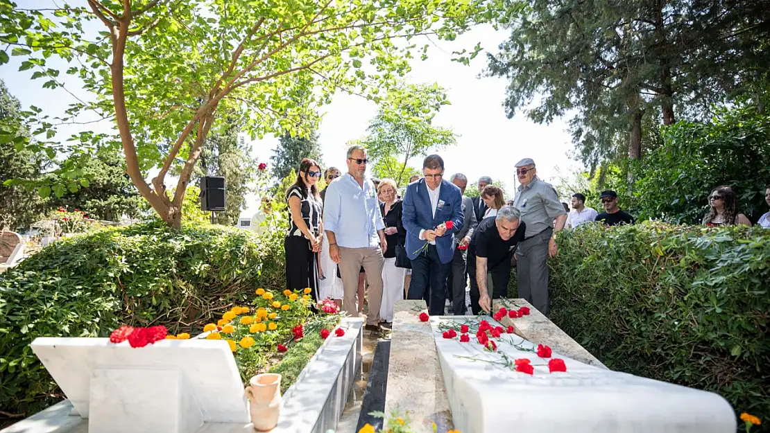 Ahmet Piriştina kabri başında anıldı