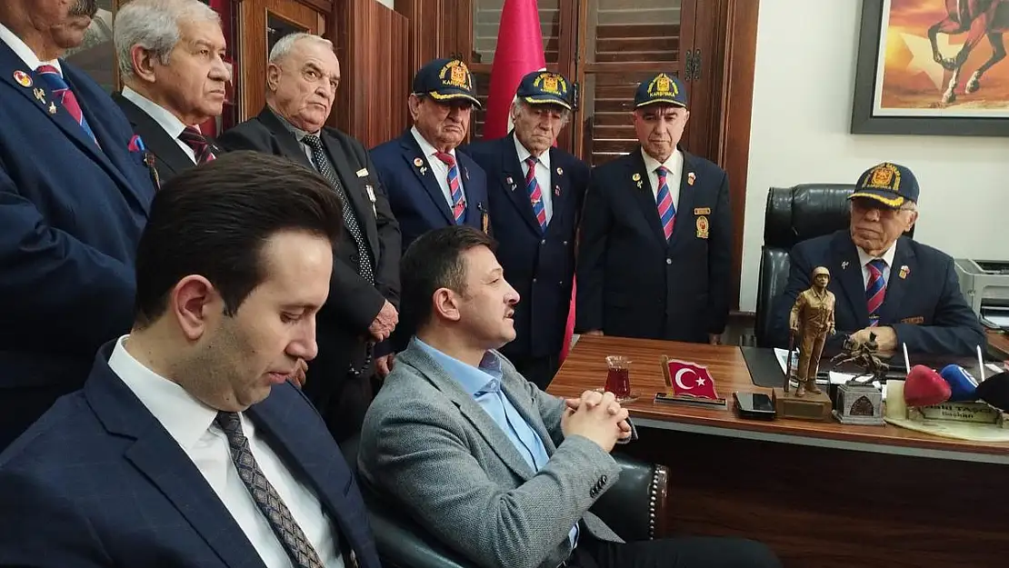 AK Parti İzmir Büyükşehir Belediye Başkan Adayı Hamza Dağ: Her hanede izimiz olacak!