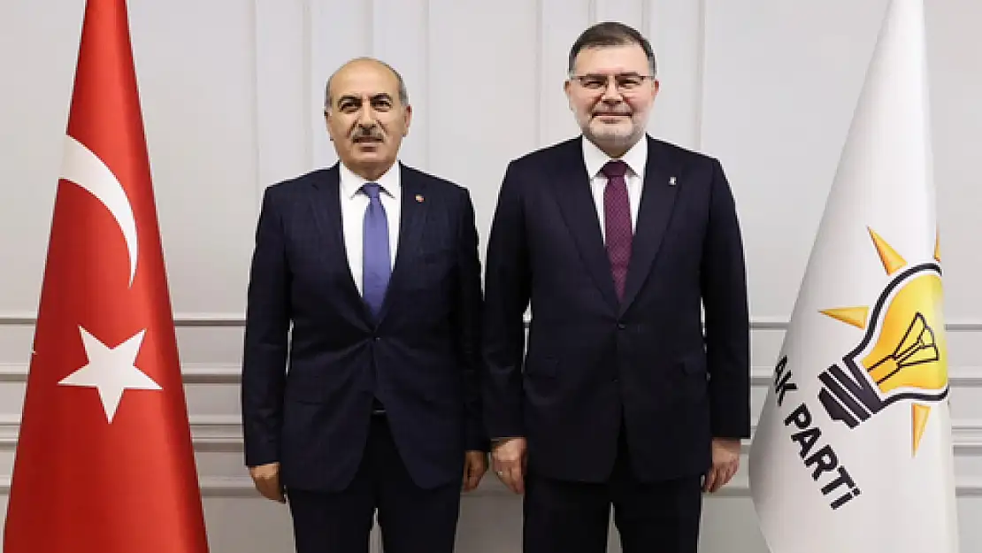 AK Parti İzmir'de görev değişikliği: Atama gerçekleşti