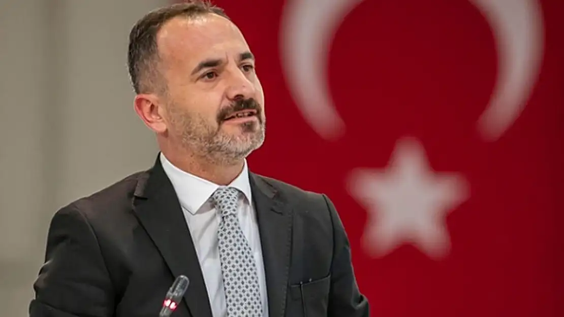 AK Parti Meclis Üyesi Özgür Hızal’dan Tunç Soyer’e eleştiriler!