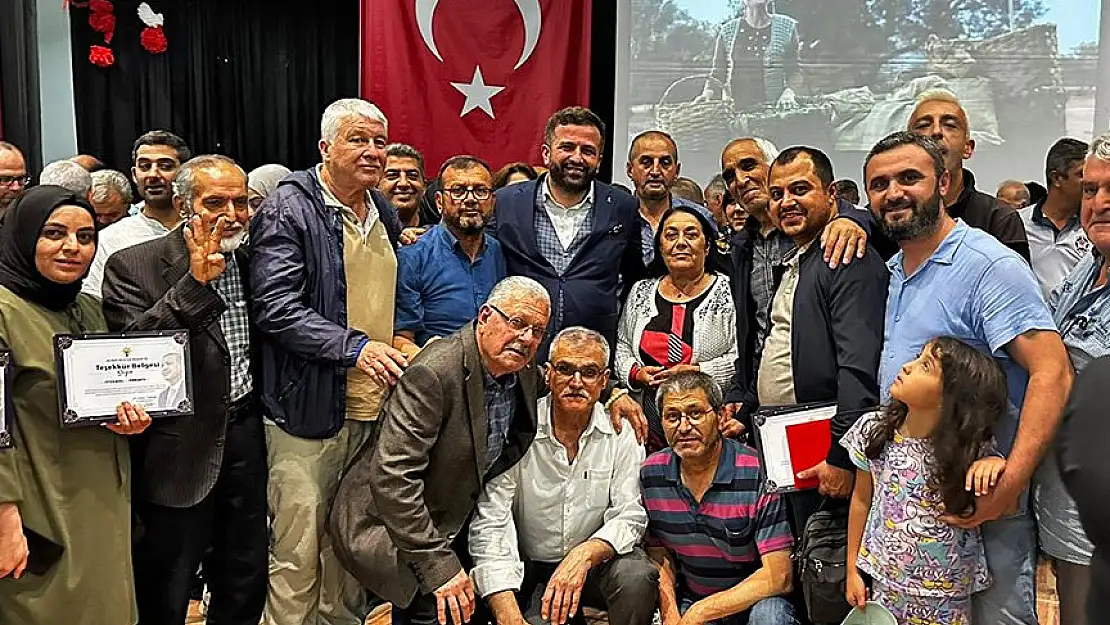 Ak Partili Kalfaoğlu’ndan Teşekkür Plaketleri