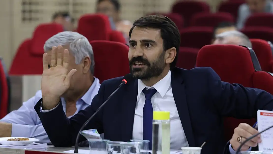AK Partili Kişili'den Tugay'a TİS eleştirisi