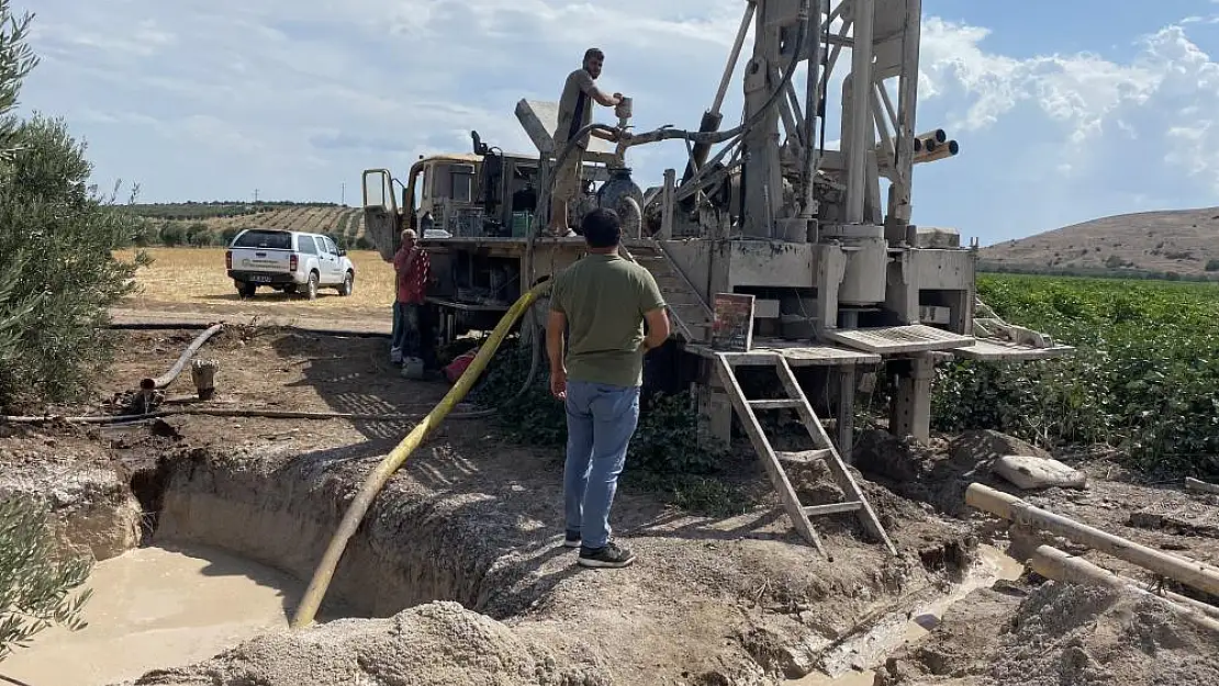 Akhisarlı çiftçilere yeni sondaj kuyusu