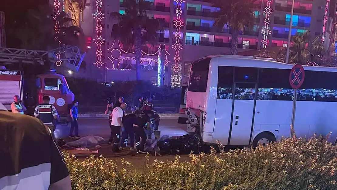 Alanya'da feci kaza! İki genç hayatını kaybetti