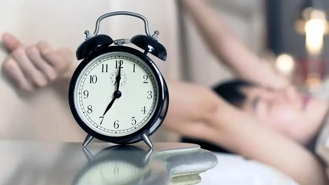 Alarm kurmadan erken uyanıyorum diye sevinmeyin: Erken uyanmak bu hastalığın habercisi olabilir!