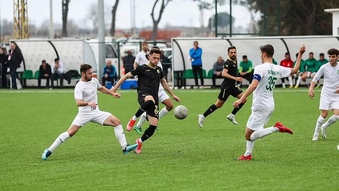 Aliağa FK, Bergama FK’yı 2-1 yendi