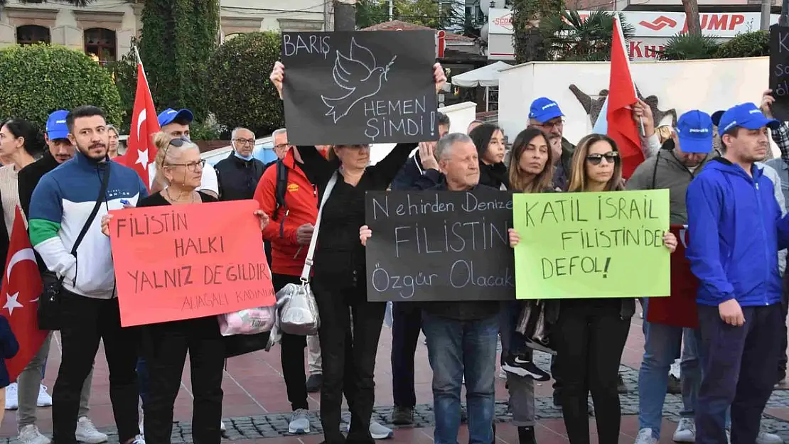 Aliağa’da İsrail protesto edildi