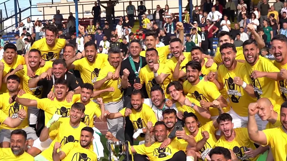 Aliağaspor FK'dan tarihi başarı: 'Namağlup şampiyon' belgeseli yayınlandı