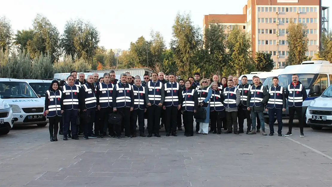 Alışveriş yoğunluğundaki  denetimleri anlattı