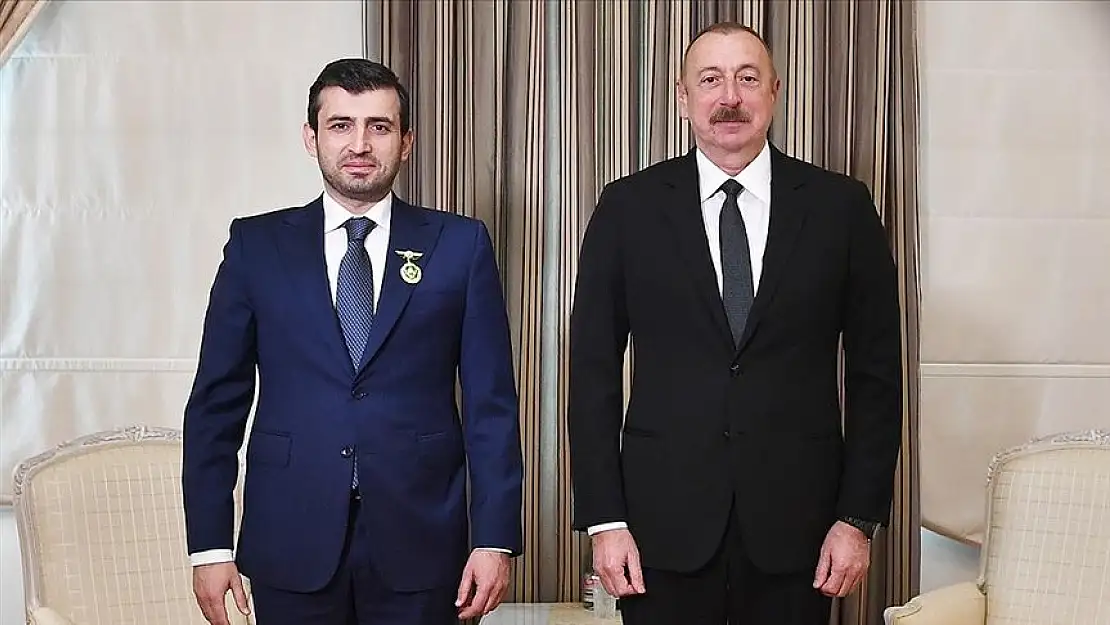 Aliyev, Azerbaycan’ın yeni aldığı Akıncı TİHA'ların test uçuşunu izledi