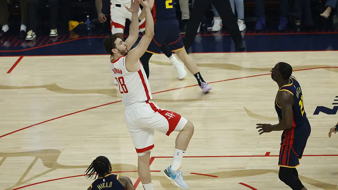 Alperen Şengün'den double-double performans