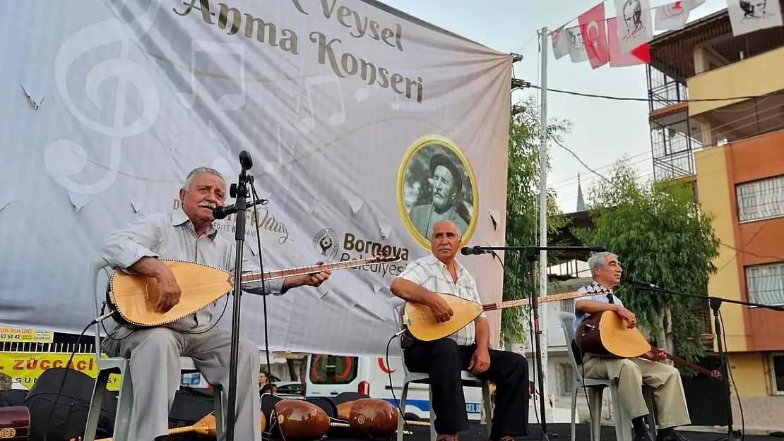 Anadolu’nun Aşıkları Bornova’da konser verdi