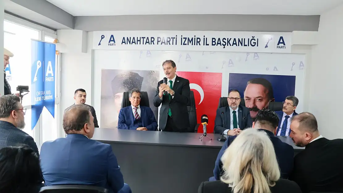 Anahtar Parti'den 2 günlük İzmir çıkarması