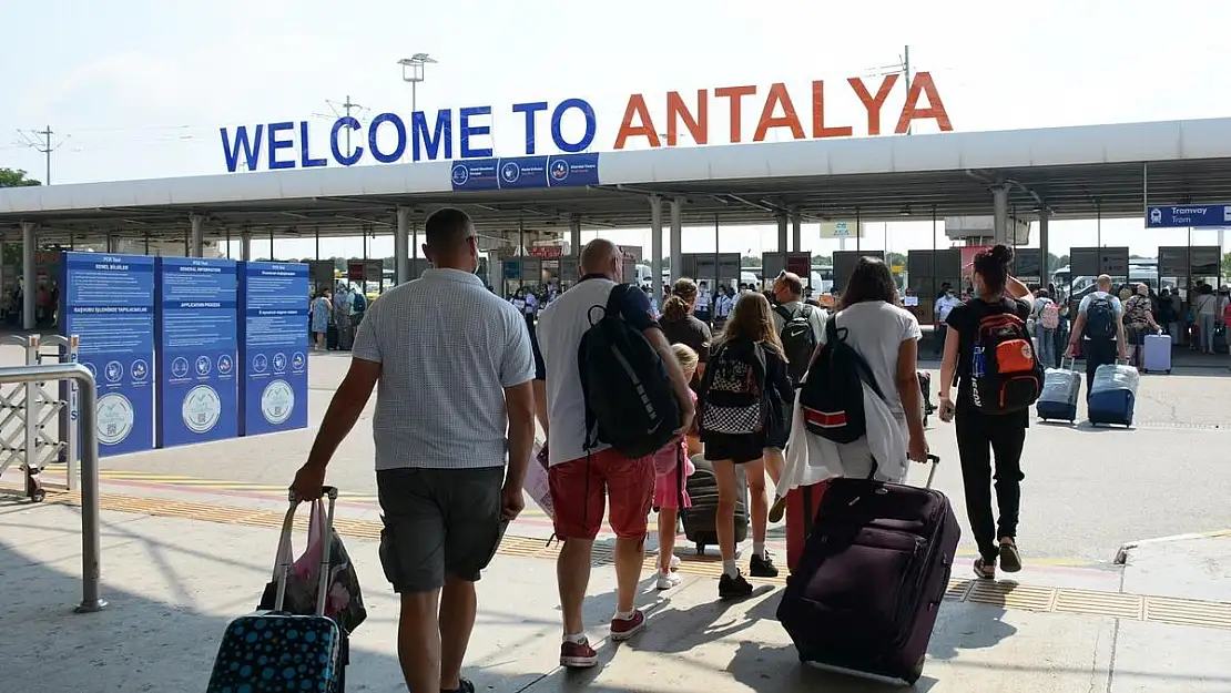 Antalya Havalimanı bir rekor daha kırdı