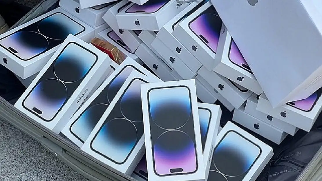 Apple iPhone'nun yasaklandığı Çin'de 200 milyar dolar kaybetti