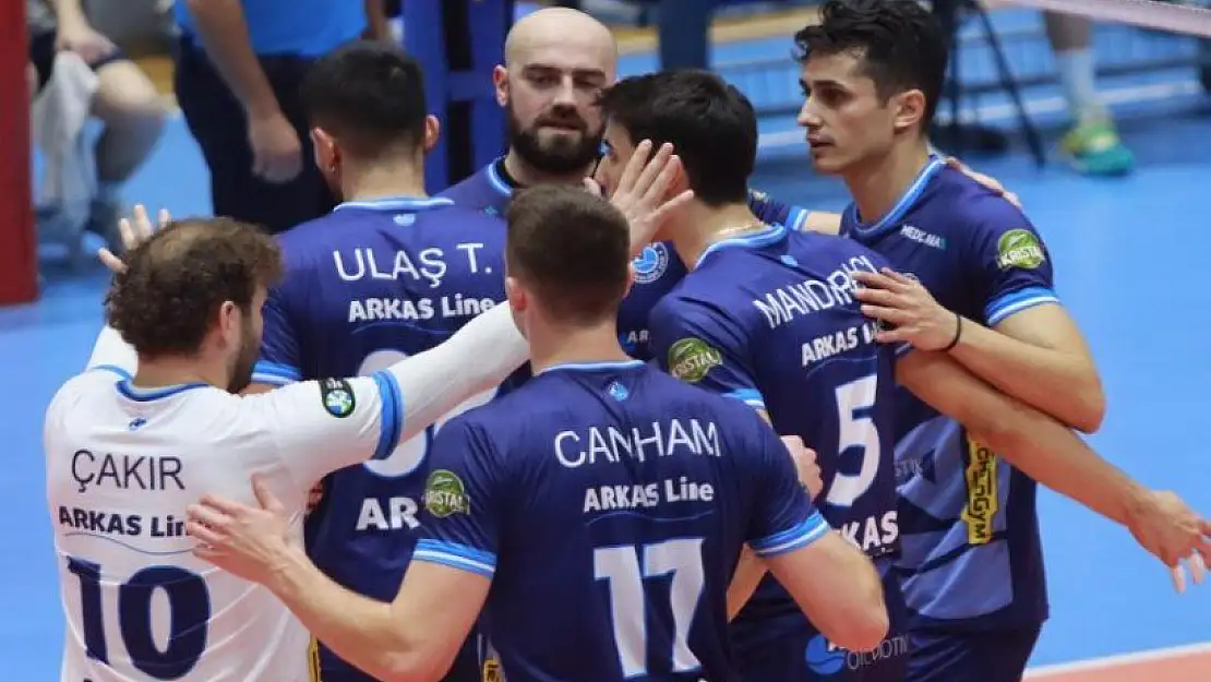 Arkas Spor'un konuğu lider Halkbank