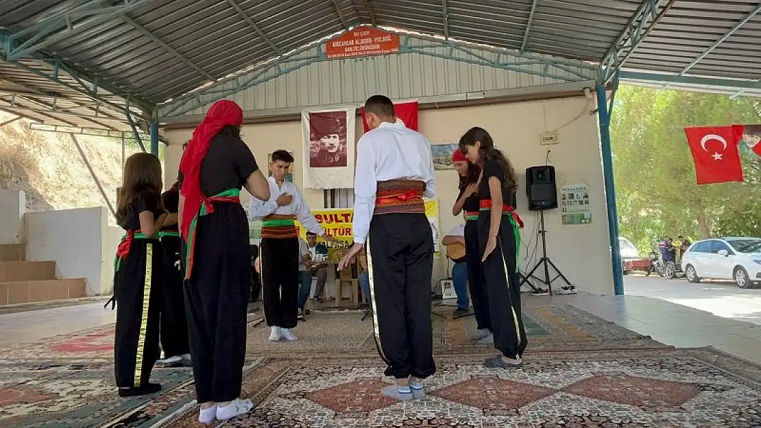 Aşağıkızılca Pir Sultan Abdal Cemevi’nden aşure günü etkinliği