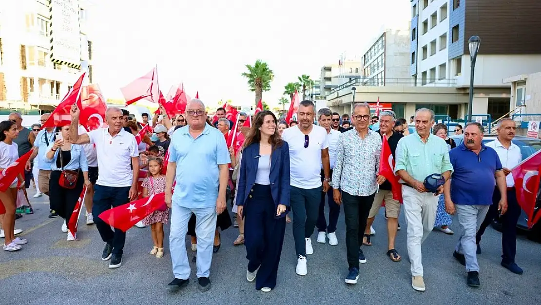 Ata'nın Ilıca'ya gelişini kutladılar