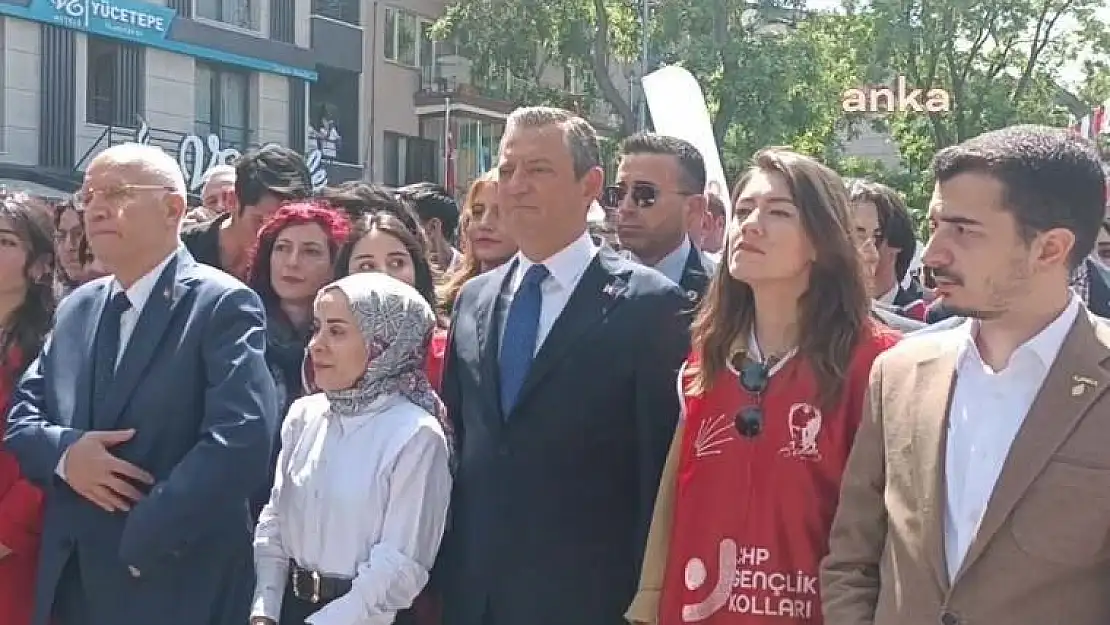 Atatürk’ün huzuruna birinci parti olmanın gururuyla çıktılar