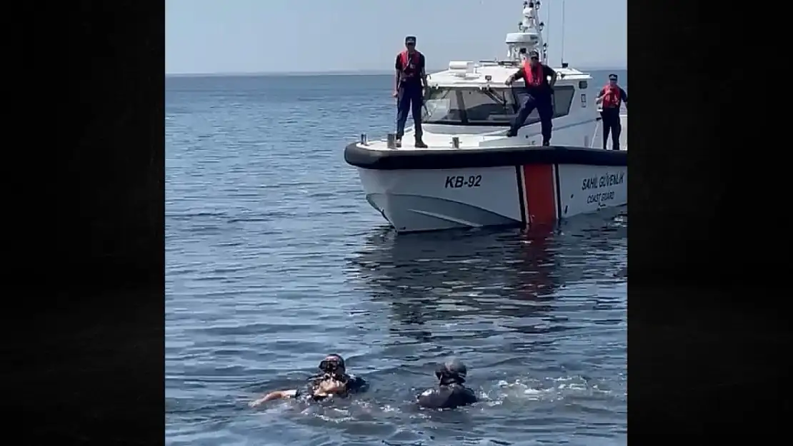 Ayakkabısını almaya çalışırken denize düştü: Yaşam mücadelesi devam ediyor
