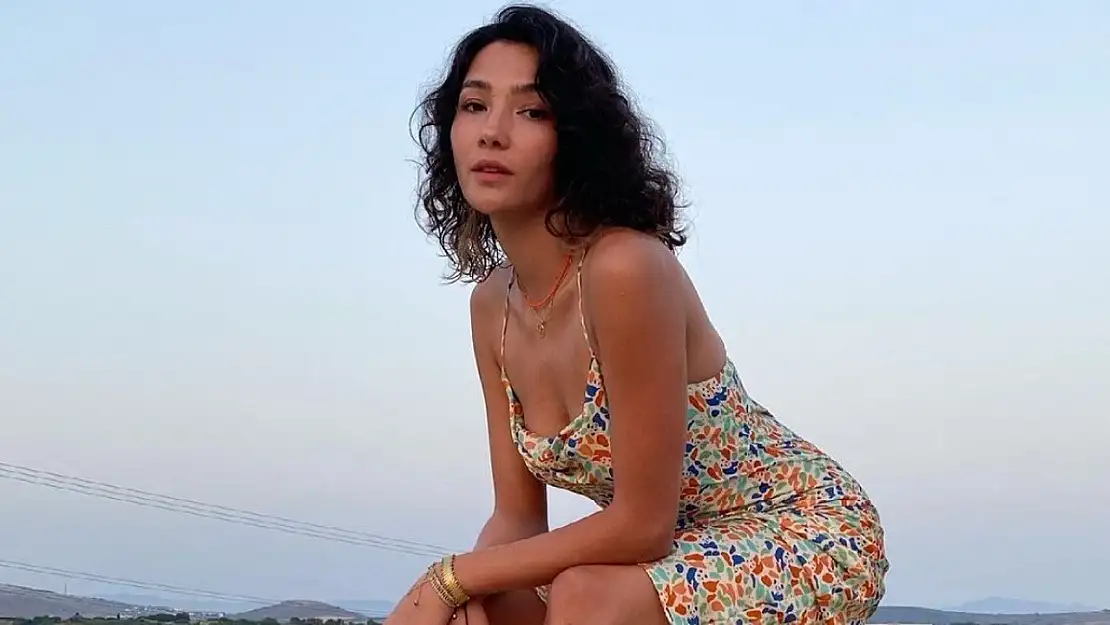 Aybüke Pusat kimdir?