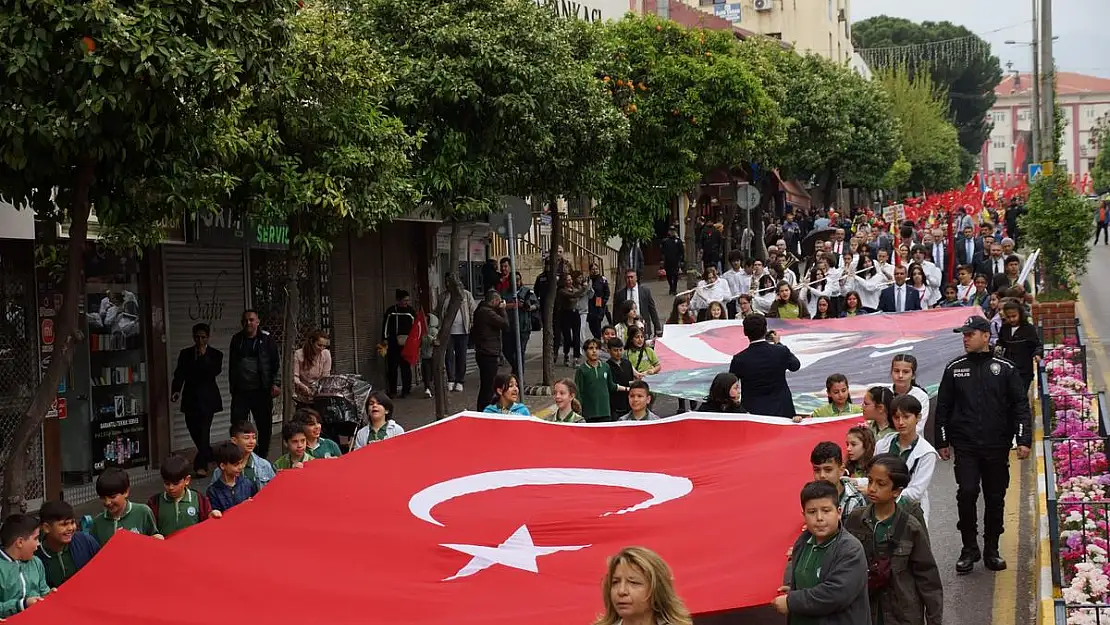 Aydın'da 23 Nisan çocuklar eşliğinde coşkuyla kutlandı