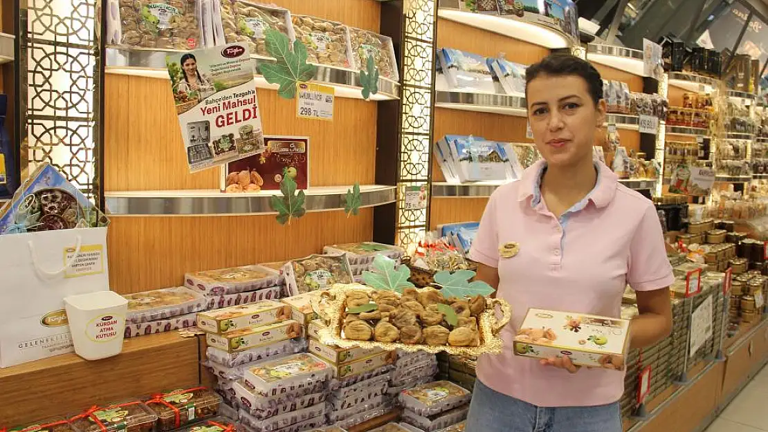 Aydın'ın milli meyvesi tezgahlarda yerini aldı