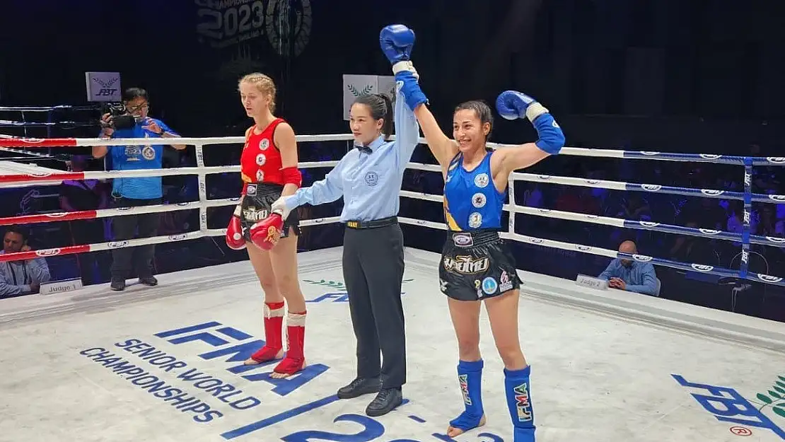 Aydınlı sporcudan büyük başarı: Muaythai dünya ikinciliği