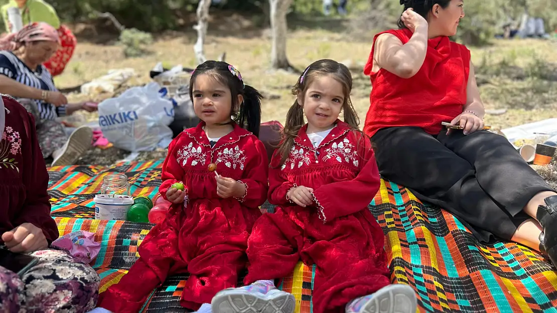Baharın habercisi Seferihisar'da başka güzel