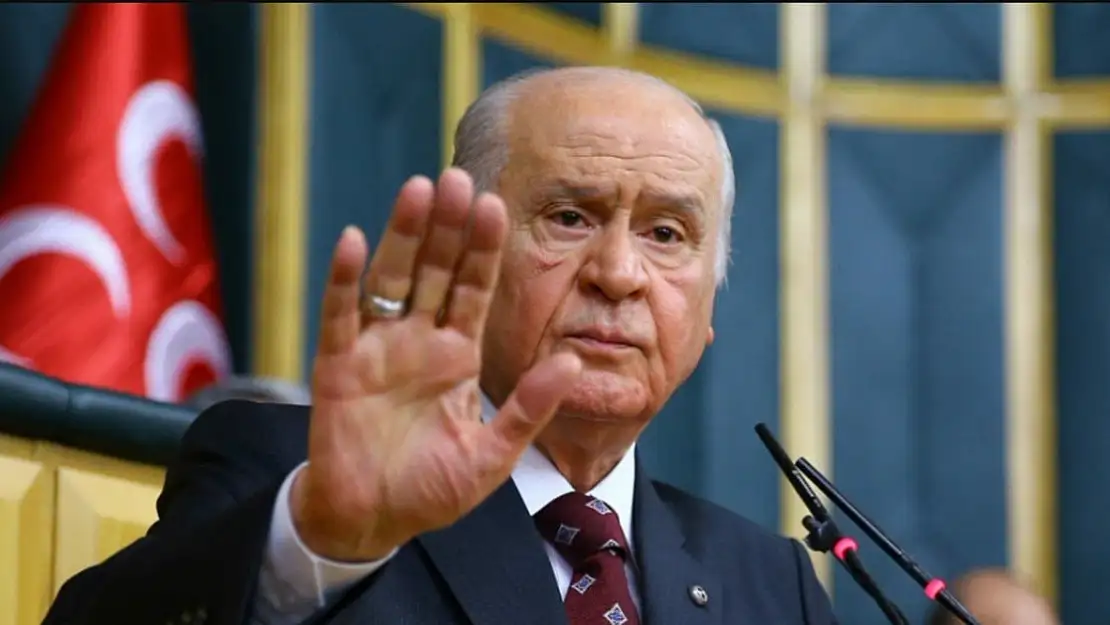 Bahçeli gözünü İzmir’e dikti