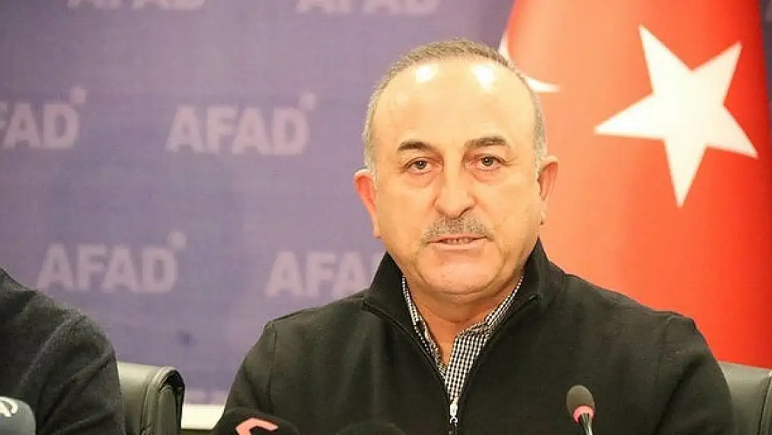 Bakan Çavuşoğlu'ndan İskenderun'daki depremzedelere ziyaret