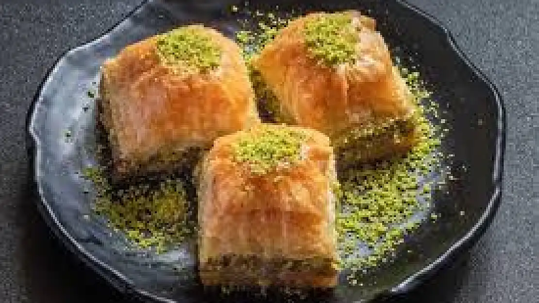 Baklavanın şekeri düştü