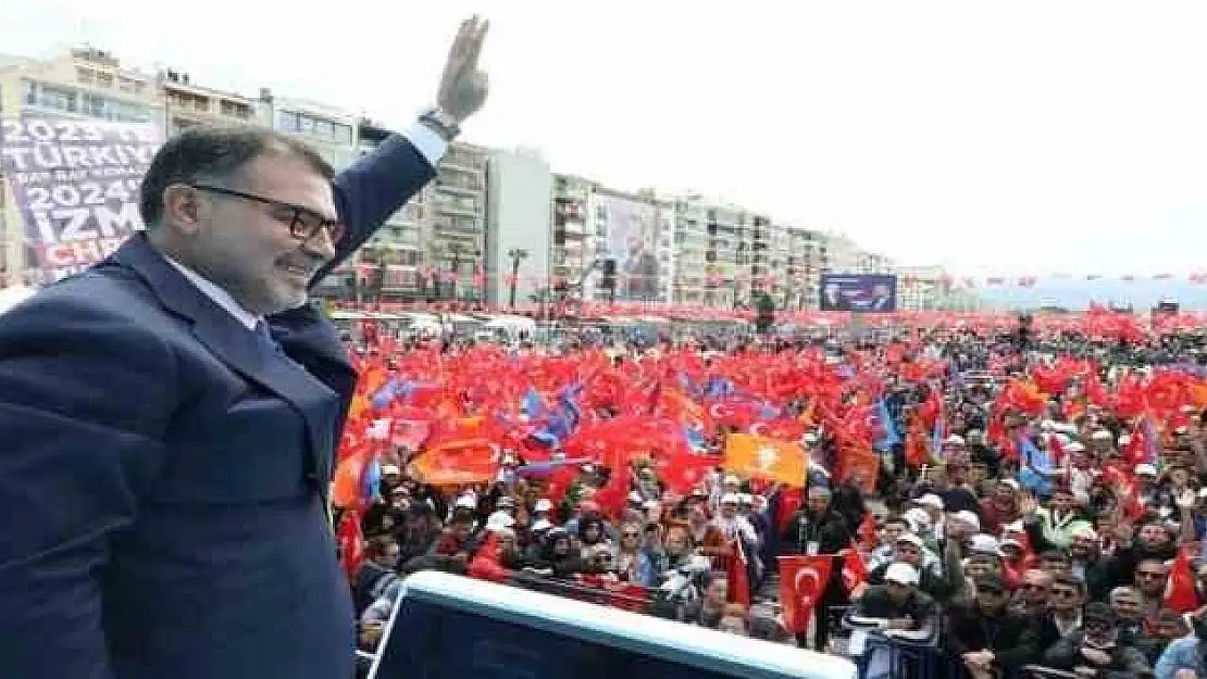 Başkan Saygılı: İzmir, kimsenin kuklası olmayacak kadar başı dik!