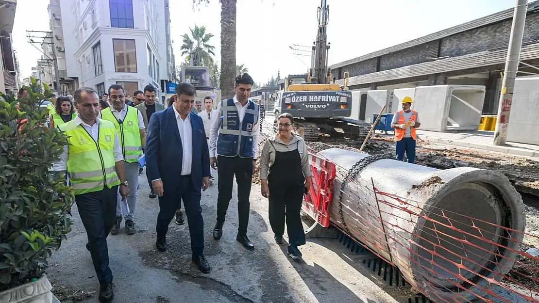 Başkan Tugay Buca'daki İZSU çalışmalarını inceledi