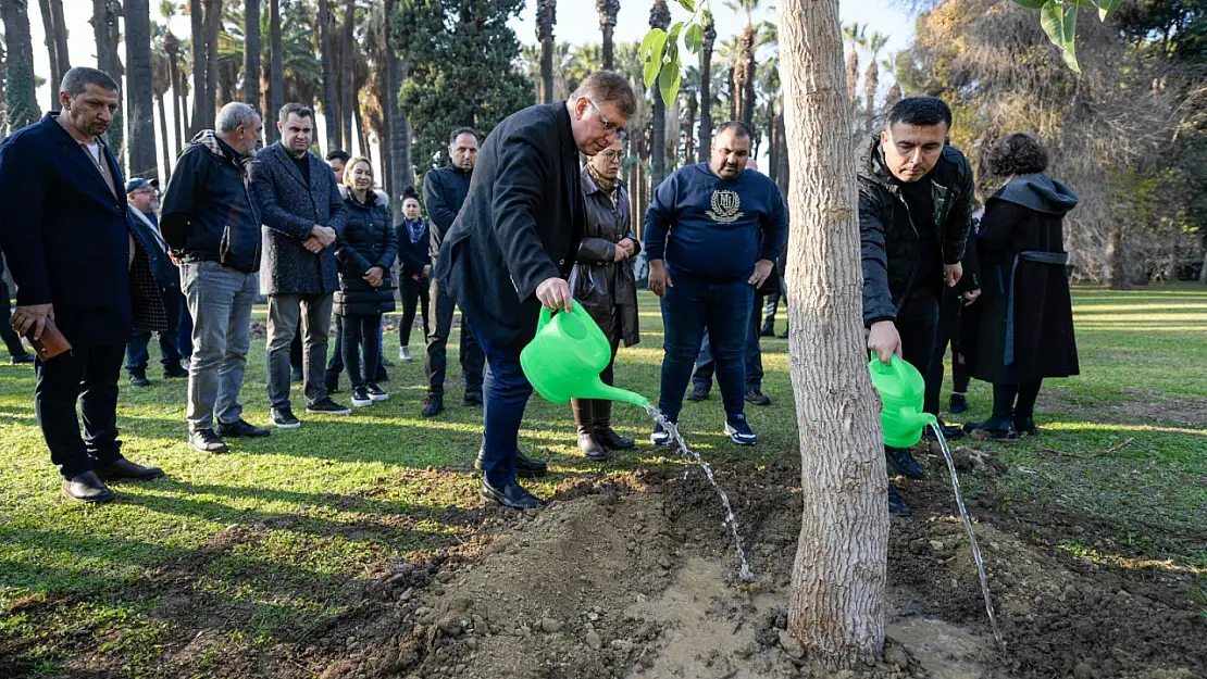 Başkan Tugay'dan Kültürpark'a yeşil miras