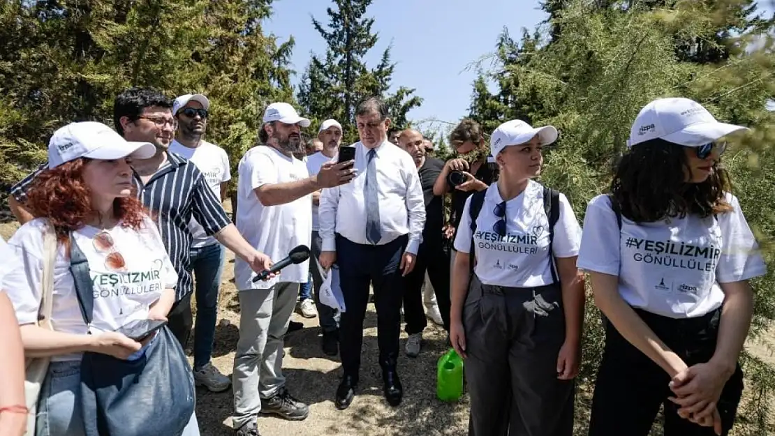 Başkan Tugay'dan yanan alanlarda inceleme 