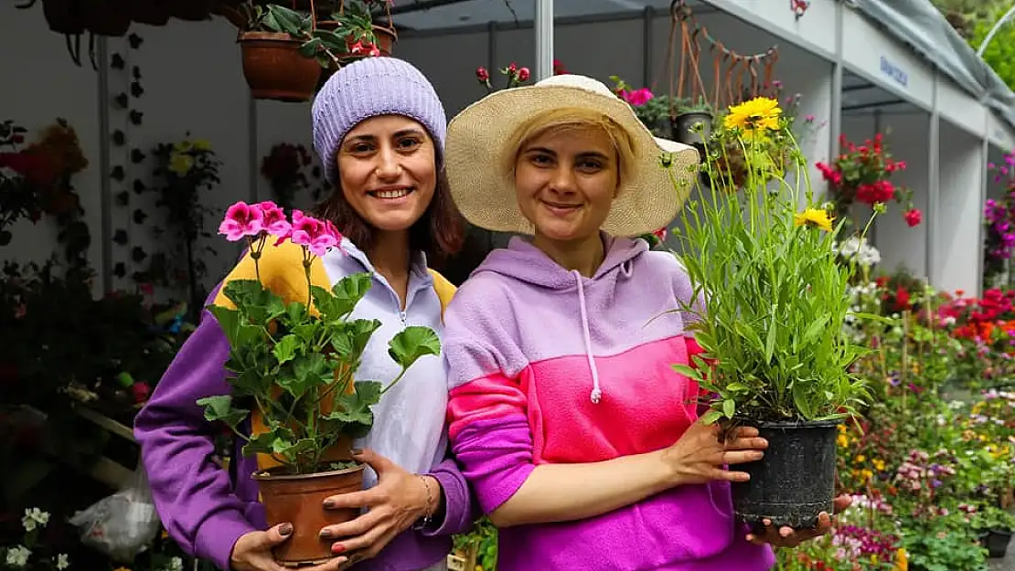 Bayındır Çiçek Festivali dolu dolu geçti