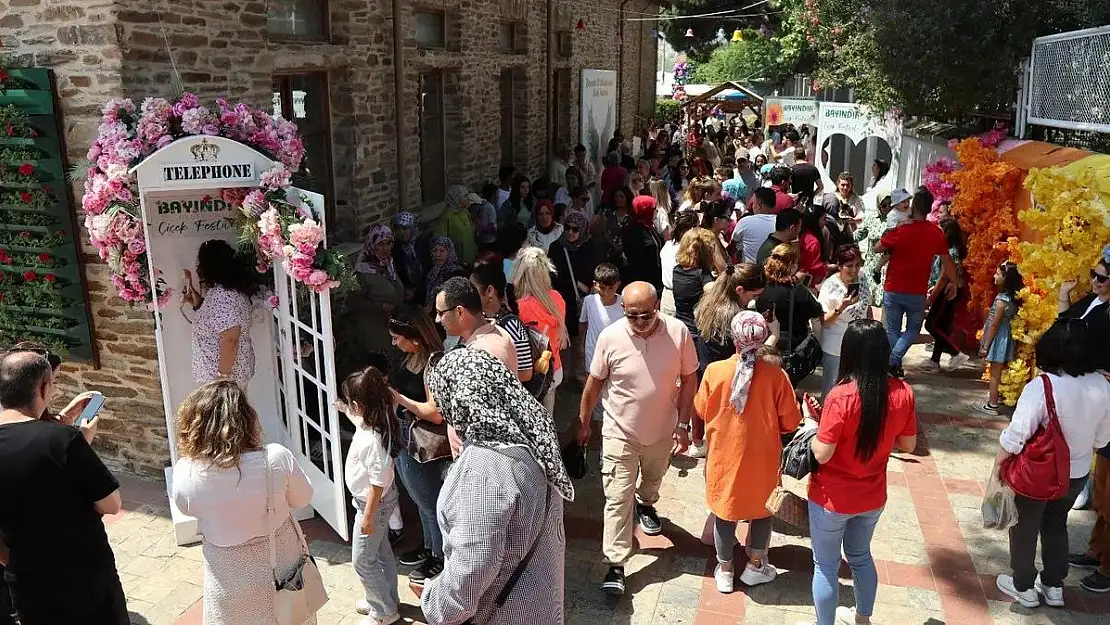 Bayındır Çiçek Festivali Son Gününde de Doldu Taştı