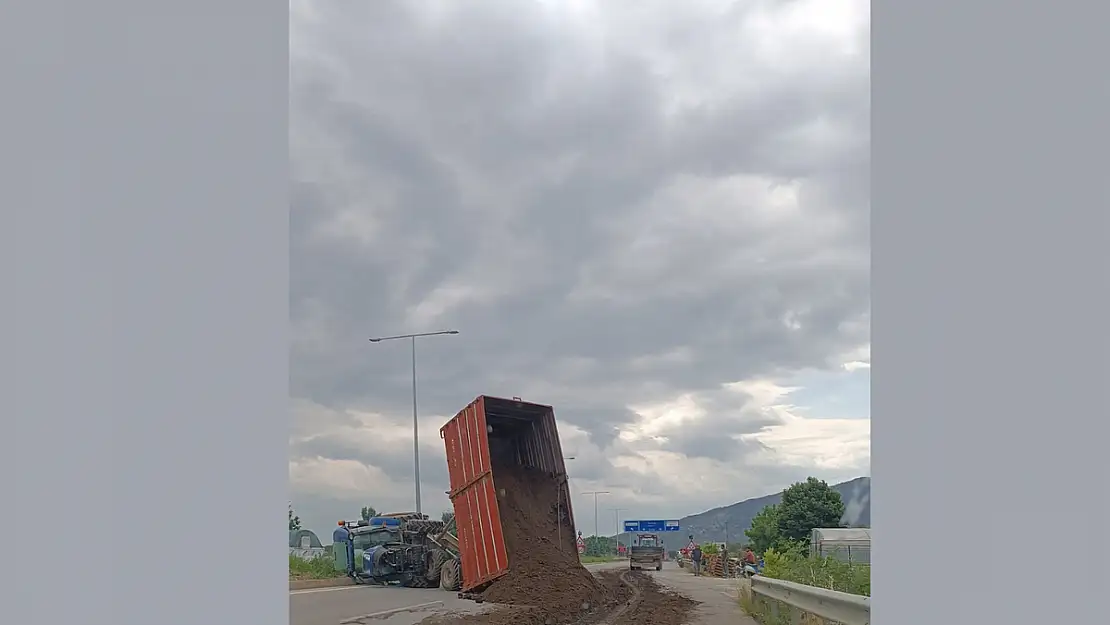 Bayındır’da römork kazası meydana geldi